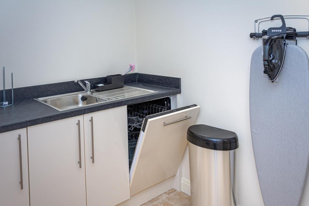 Mode Winter Gardens Apartment