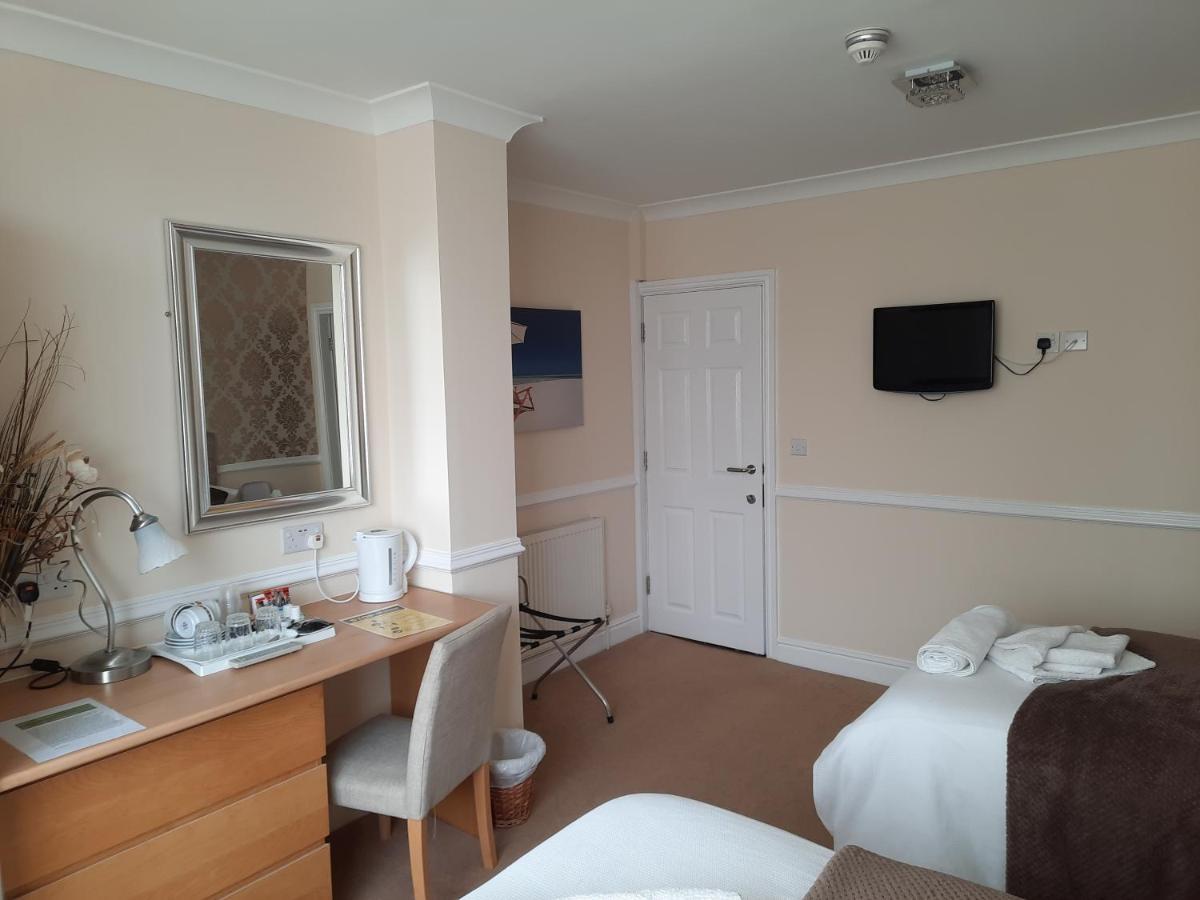 Surrey House 4* Blackpool