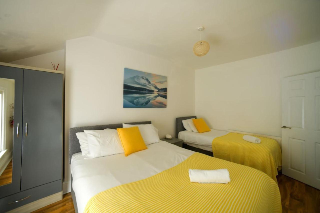 Hot Tub Jacuzzi On Private Terrace Free Gated Parking Sleeps 8