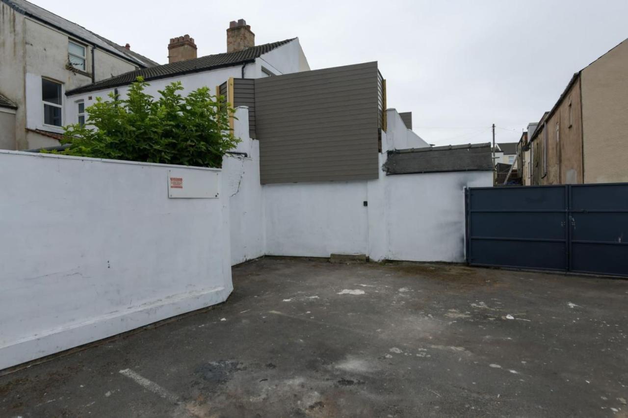 Apartment Hot Tub Jacuzzi On Private Terrace Free Gated Parking Sleeps 8