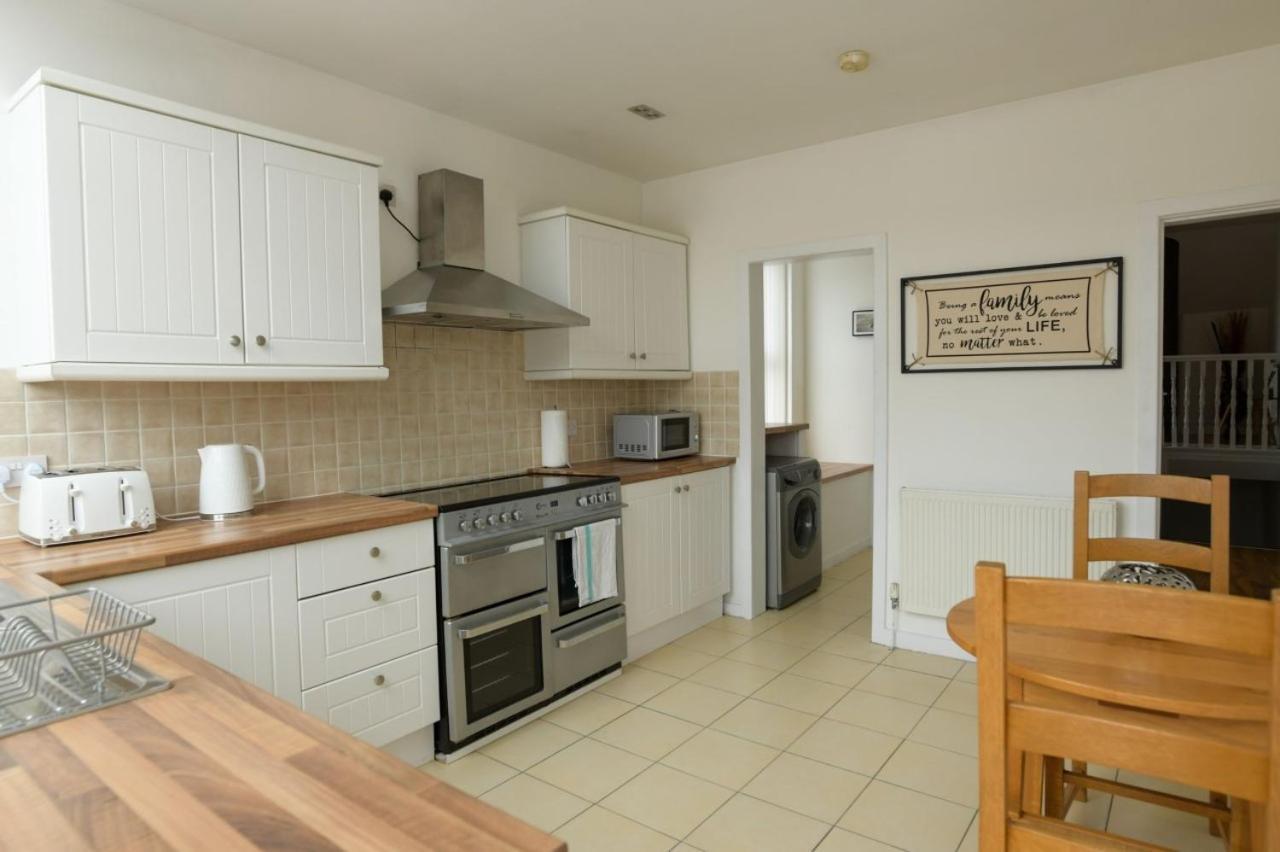 Hot Tub Jacuzzi On Private Terrace Free Gated Parking Sleeps 8
