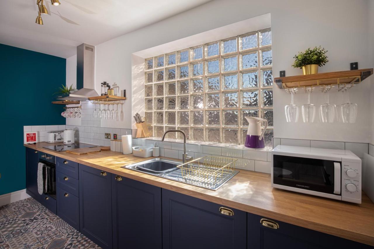 Blueberries By Sasco Apartment