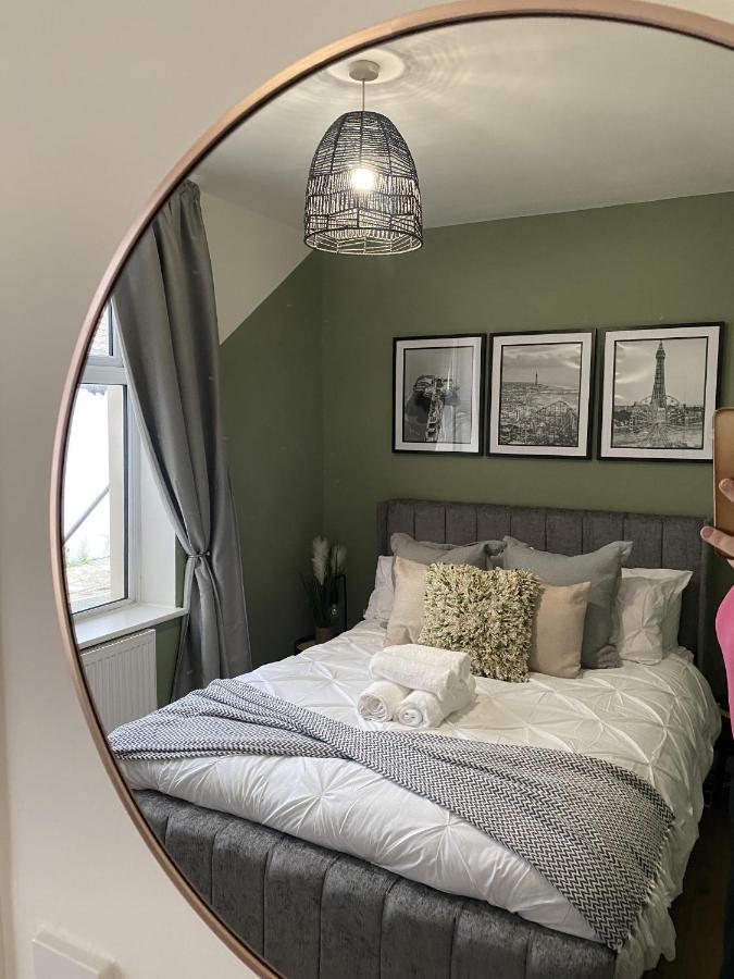 Abode - Vance Road Star House Apartment