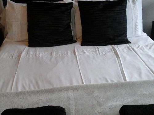 Shananagens Bed & Breakfast 3*