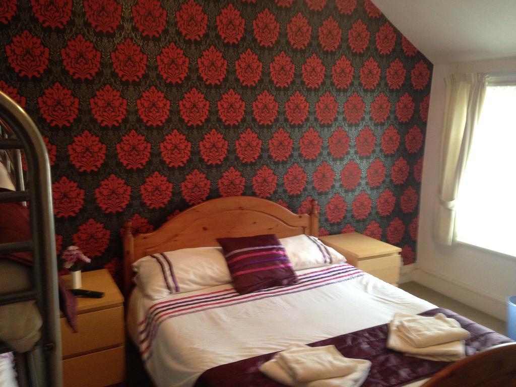 Avonlea Bed & Breakfast 2*
