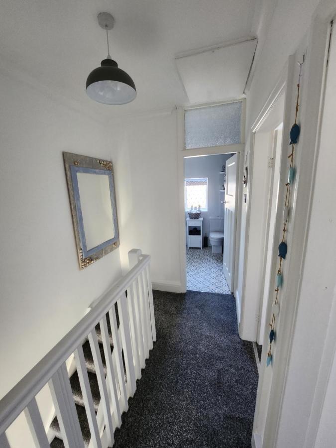 Delightful Newly Renovated 3-bed House With Garden Hut *