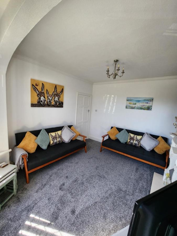 Holiday home Delightful Newly Renovated 3-bed House With Garden Hut Blackpool