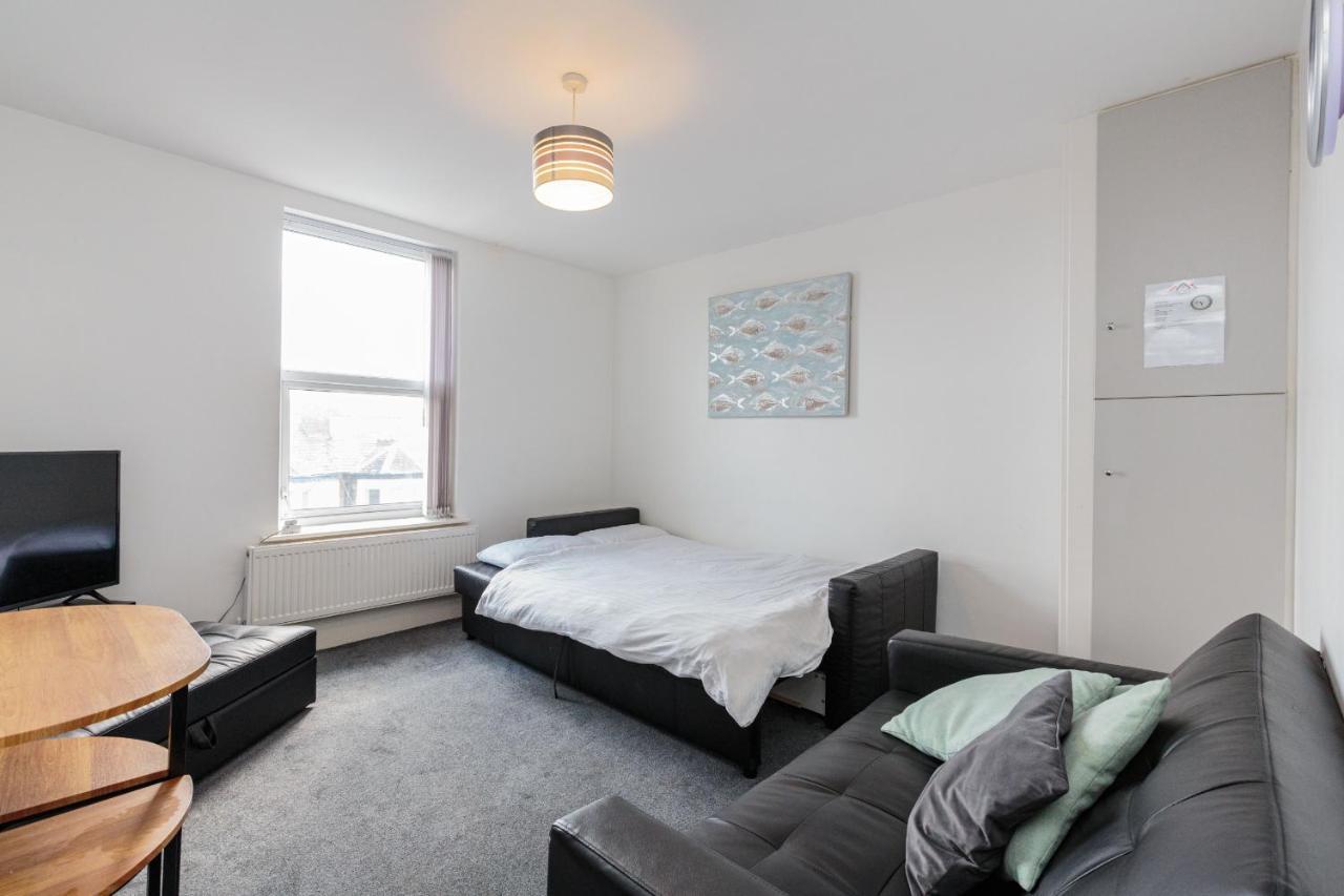 Cherry - Apple Apartment Blackpool