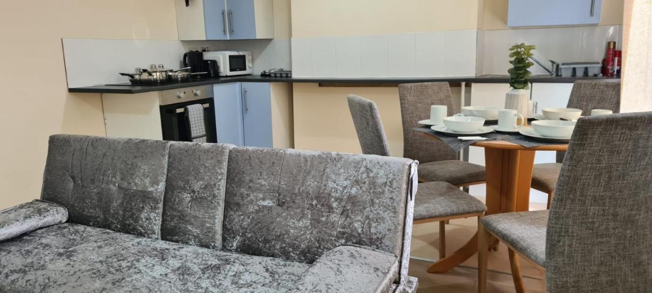 Arise Comfort - Clarendon Road City Centre Apartment *