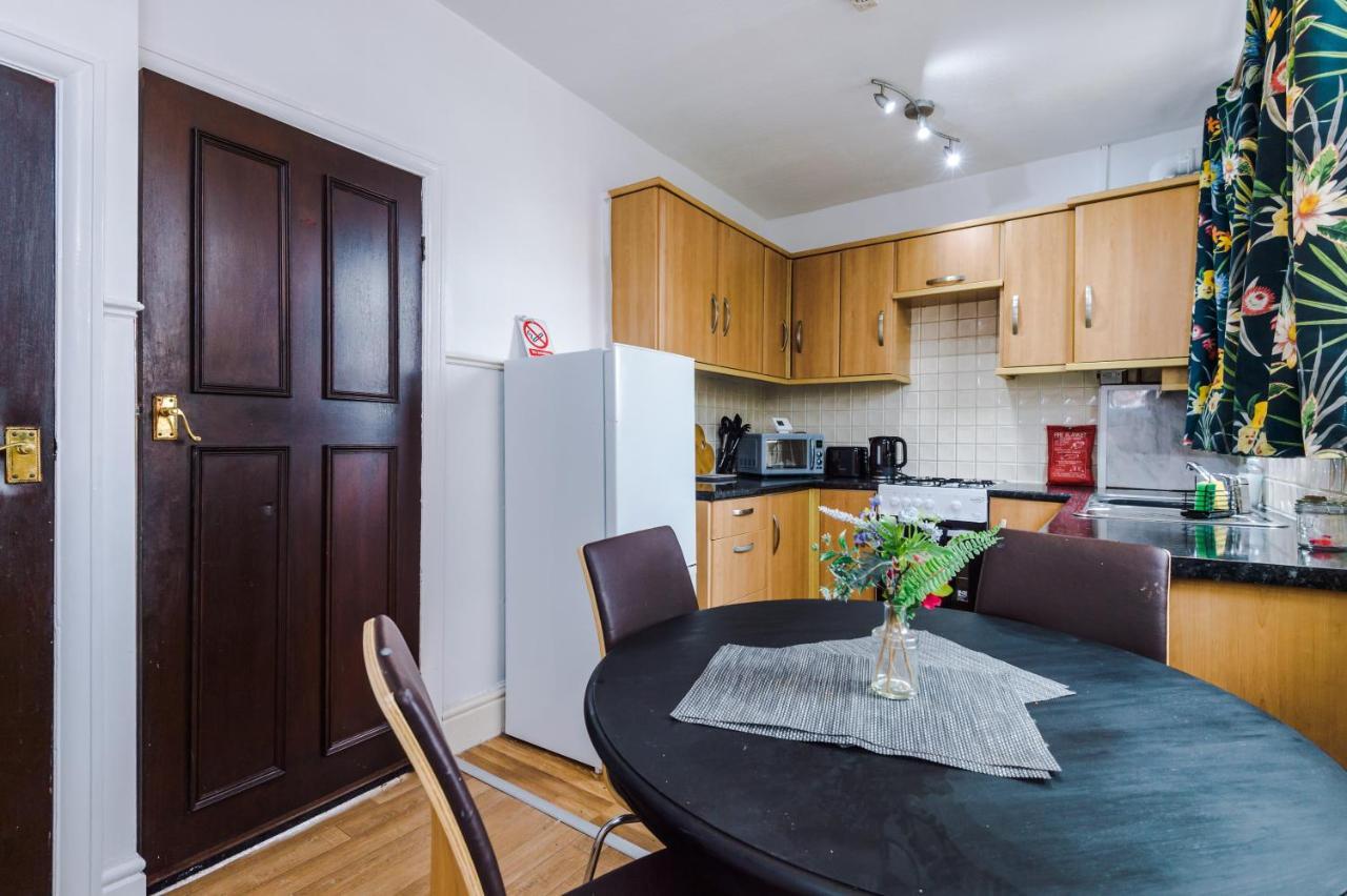 Rosedale Avenue Holiday home