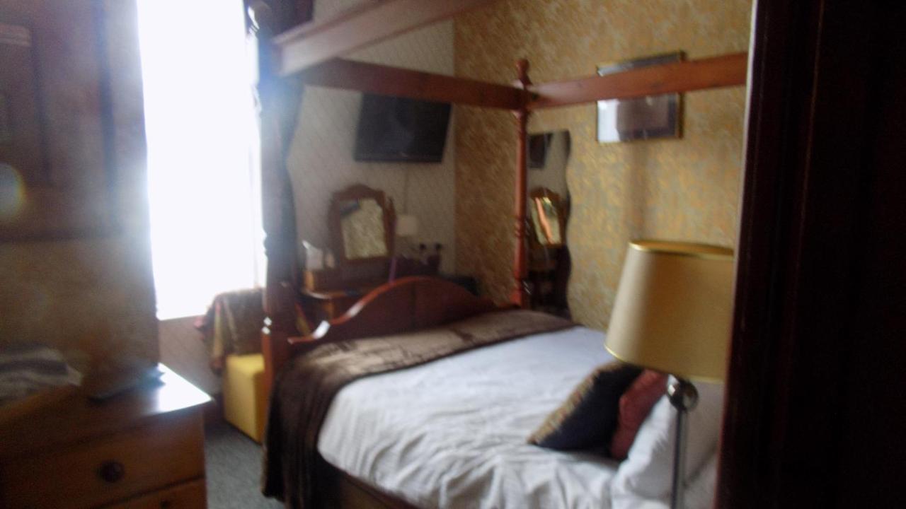 Tracey's Driftwood Bed & Breakfast