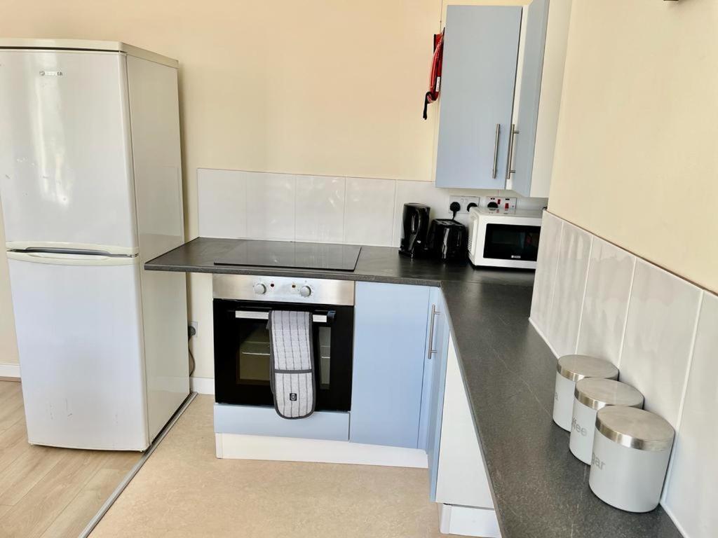 Arise Comfort - Clarendon Road City Centre Apartment