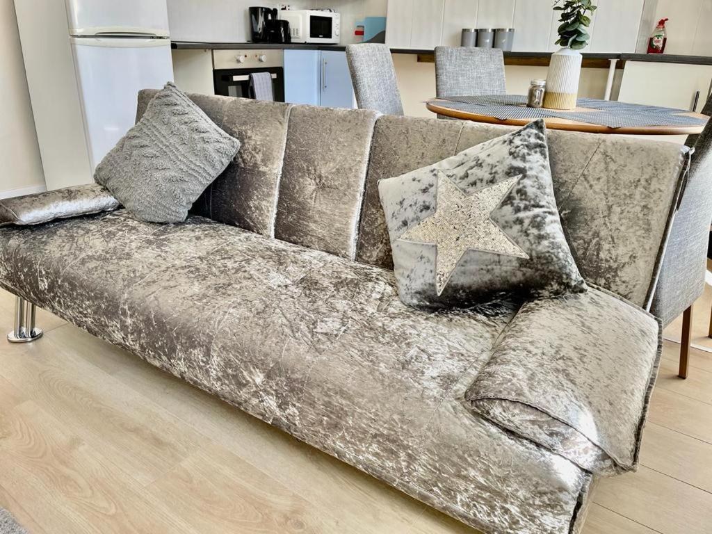 Arise Comfort - Clarendon Road City Centre