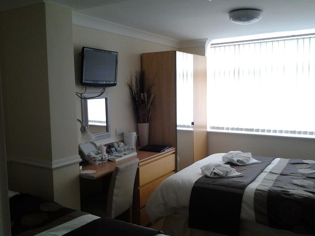 Surrey House Guest house 4*