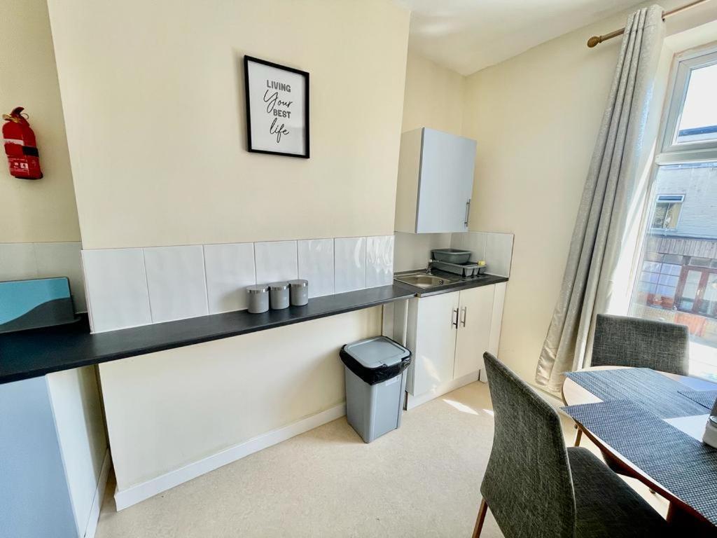Arise Comfort - Clarendon Road City Centre Apartment