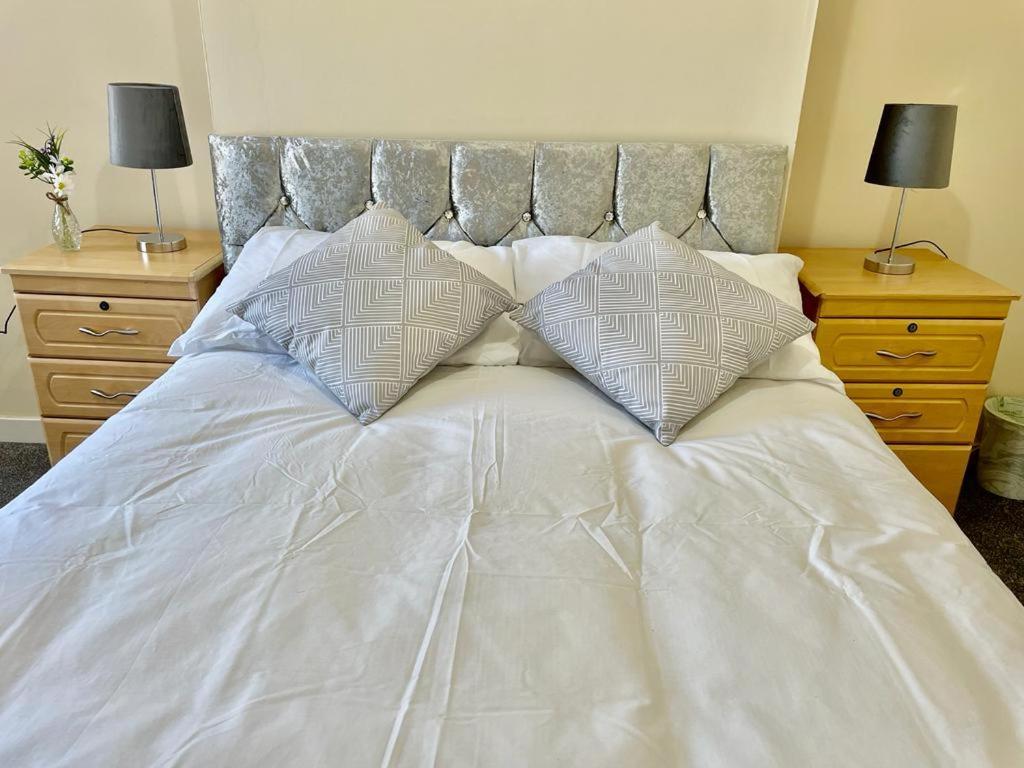 Arise Comfort - Clarendon Road City Centre Apartment