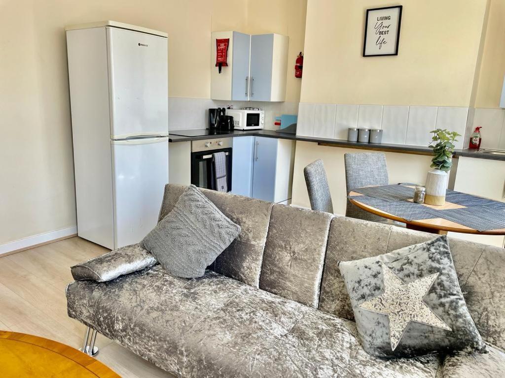 Arise Comfort - Clarendon Road City Centre Apartment *