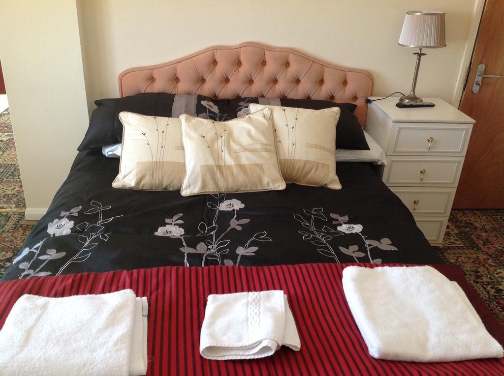Cowley Hotel 2*
