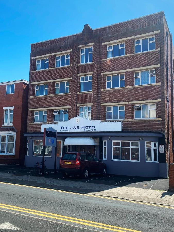 Hotel The J & S