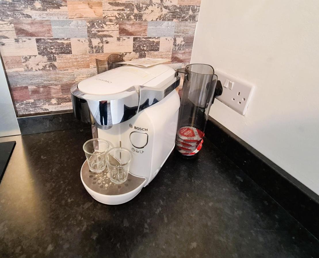 Tower Views 2 Bedroom House With Private Parking Holiday home
