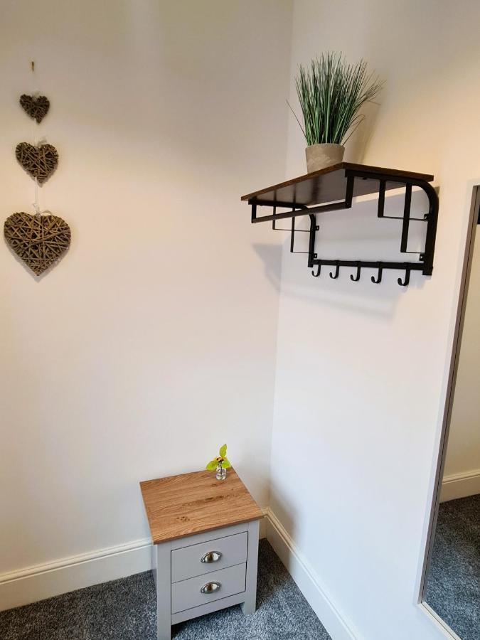 Tower Views 2 Bedroom House With Private Parking Holiday home *