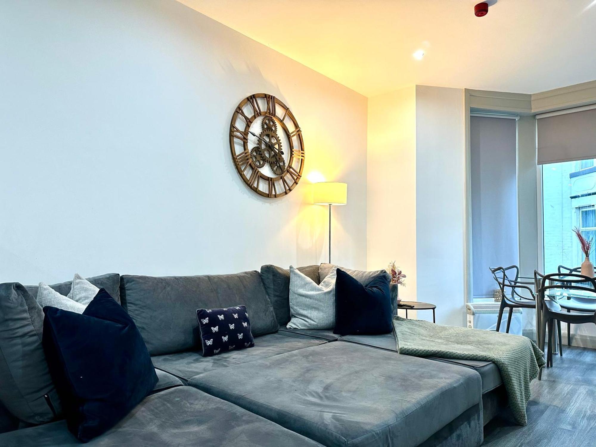 York Street By Service Apartment