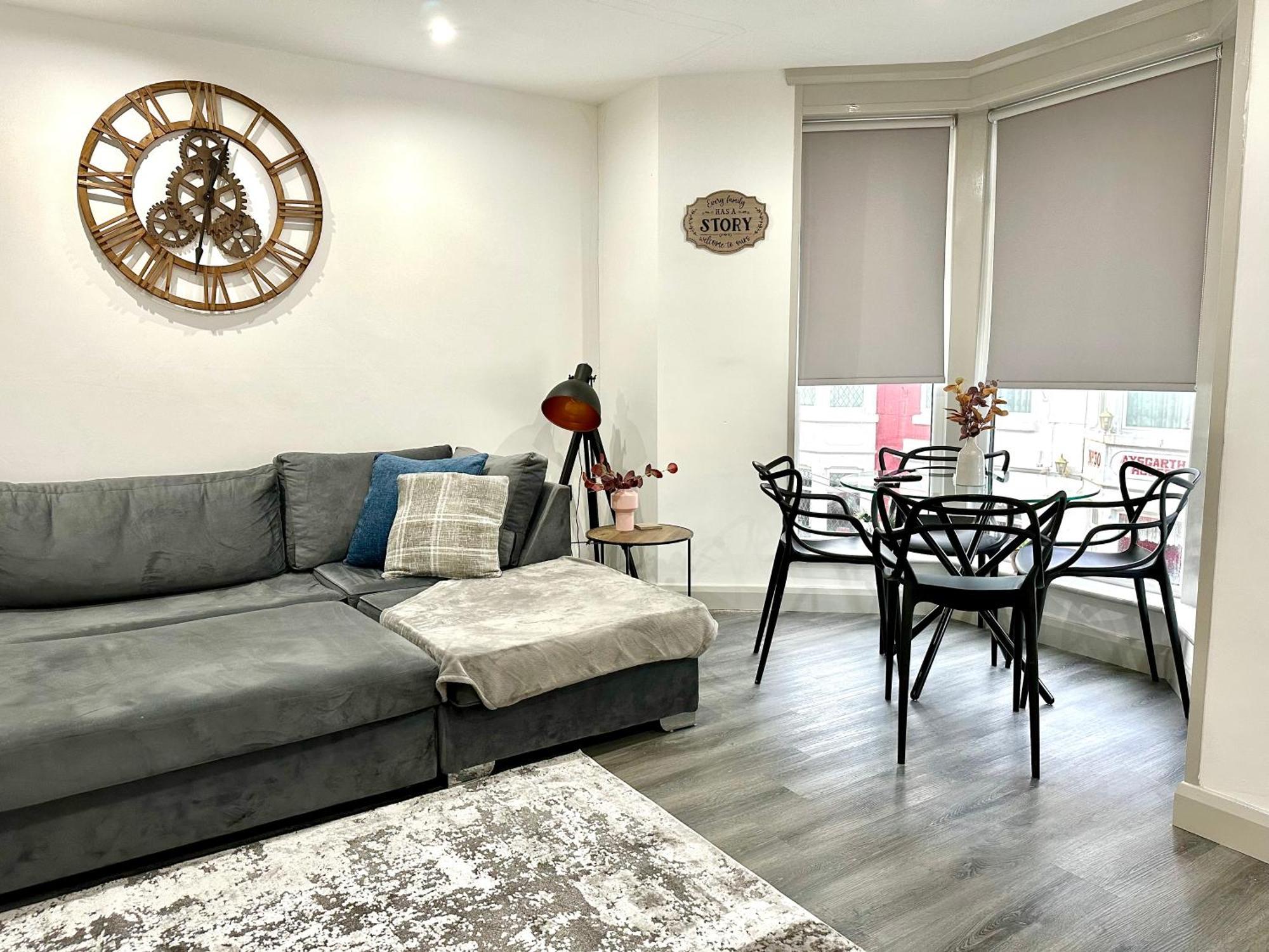 York Street By Service Apartment