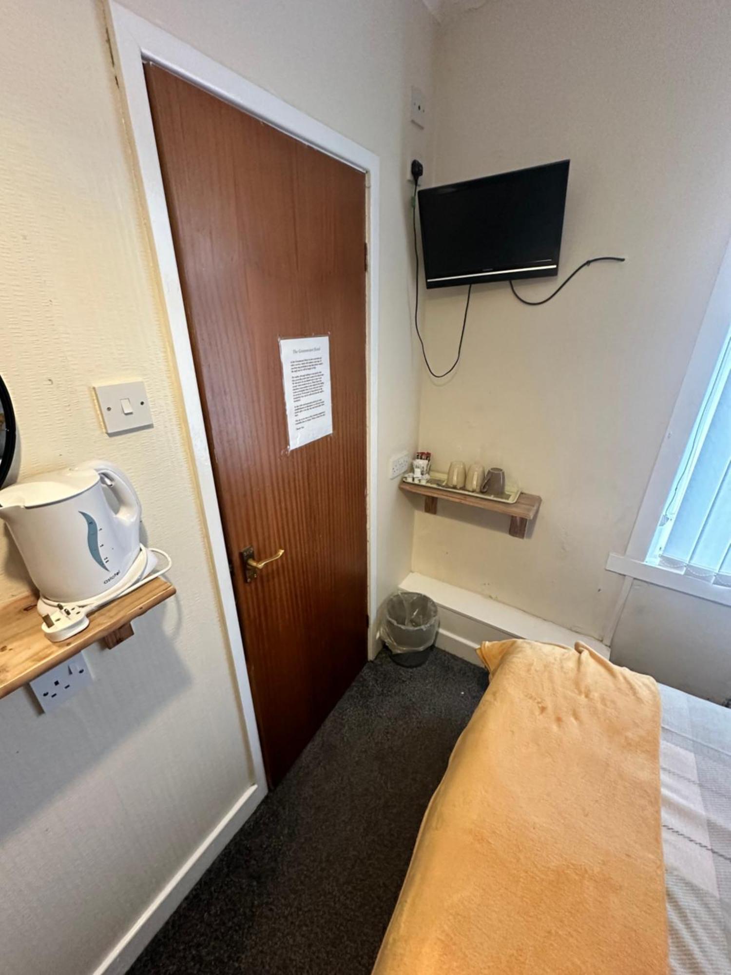 Greenmount - Pet Friendly No Extra - To Everything - Everyone Welcome Blackpool