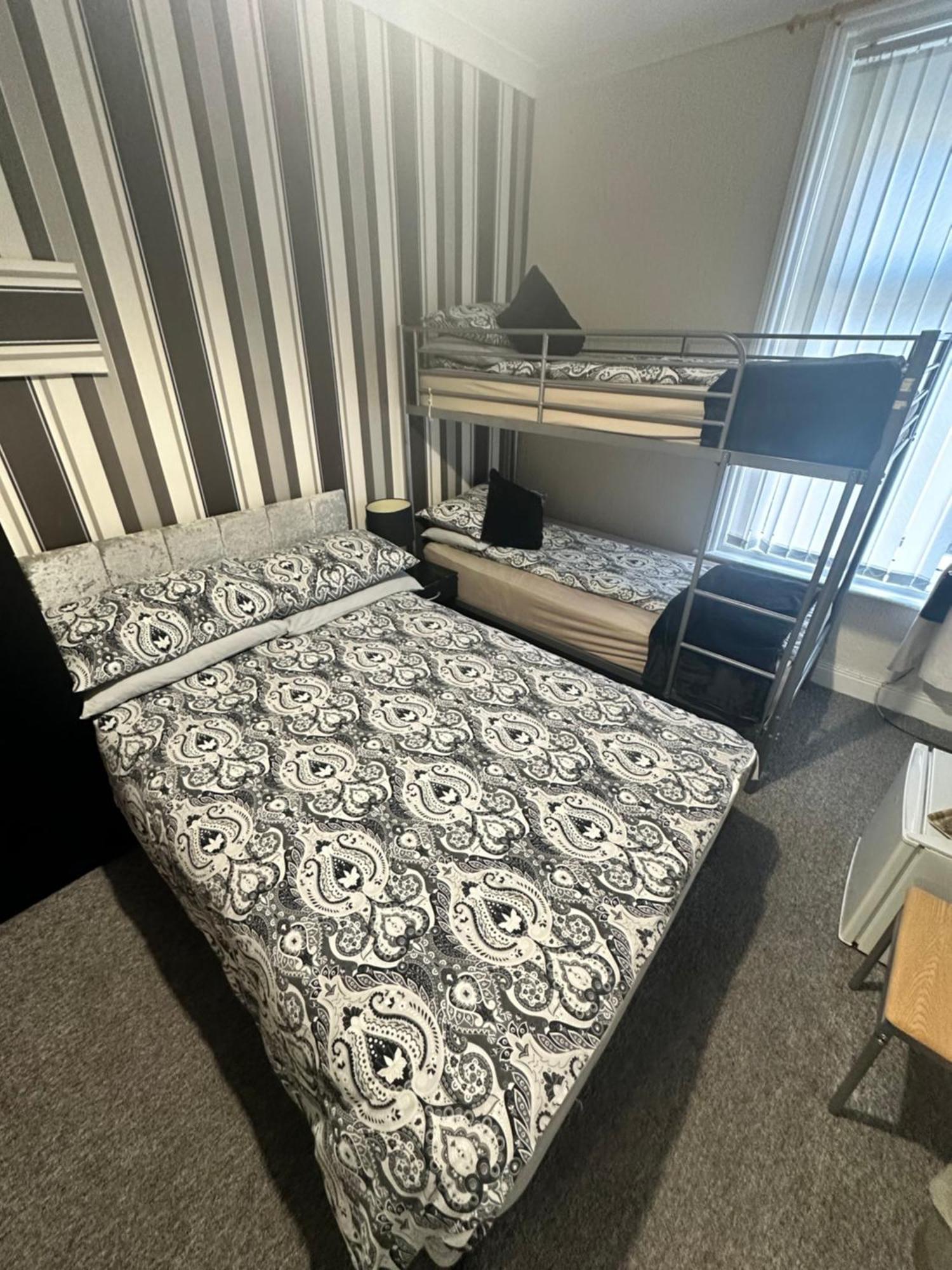 Guest house Greenmount - Pet Friendly No Extra - To Everything - Everyone Welcome *