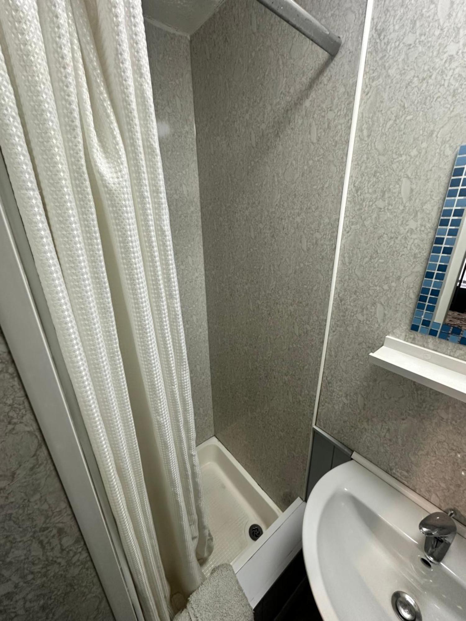 Guest house Greenmount - Pet Friendly No Extra - To Everything - Everyone Welcome Blackpool