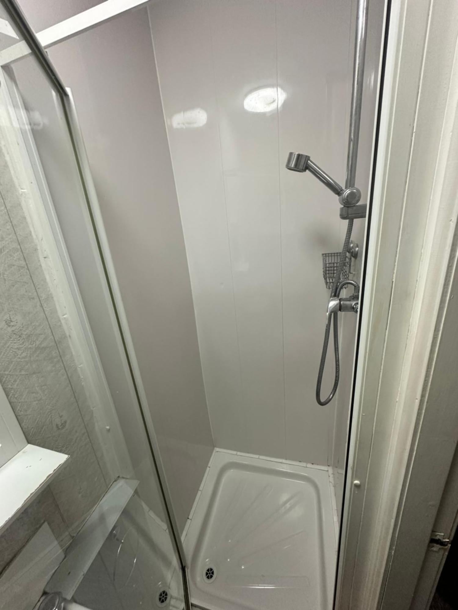 Greenmount - Pet Friendly No Extra - To Everything - Everyone Welcome Guest house Blackpool