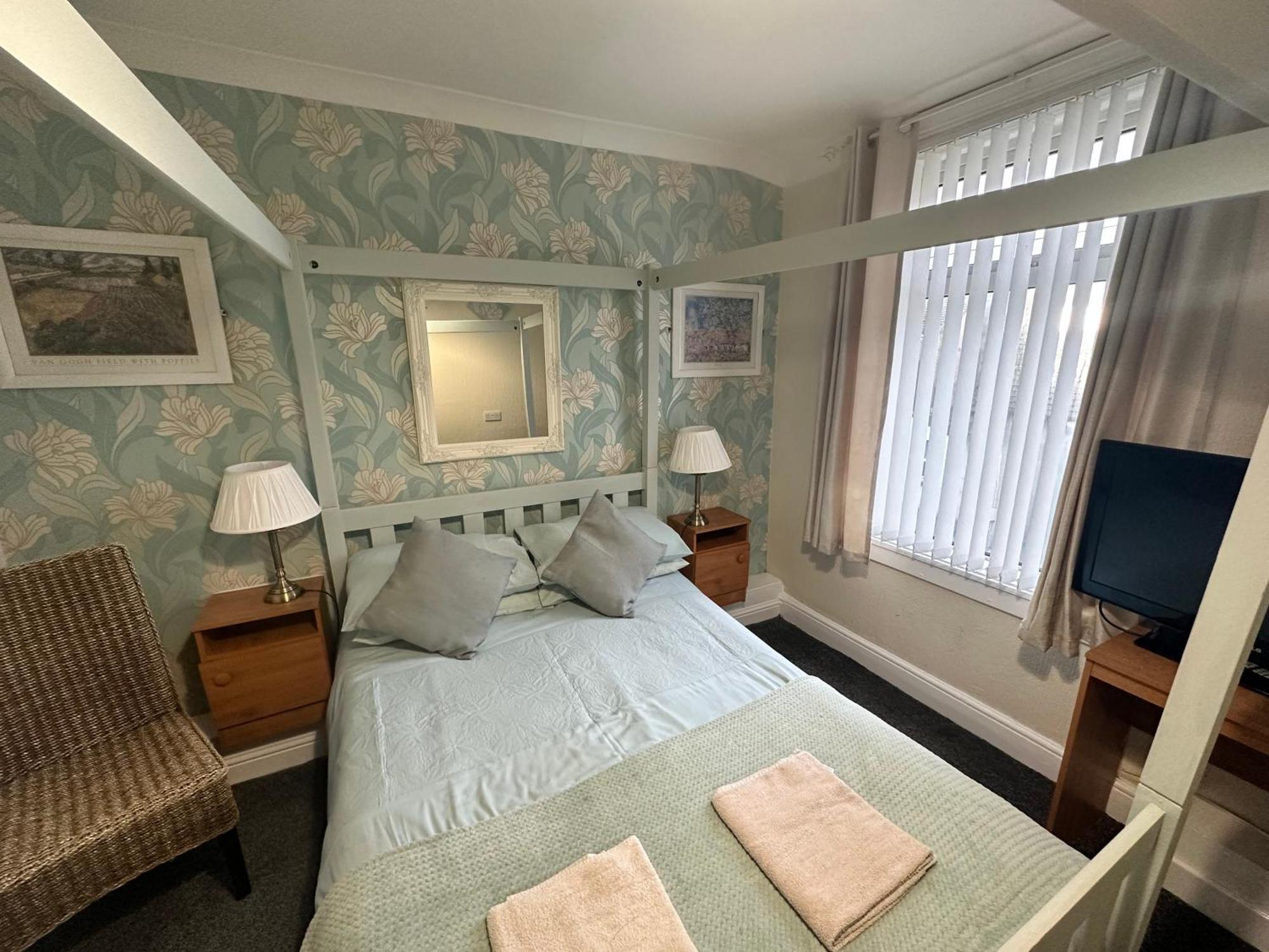 Guest house Greenmount - Pet Friendly No Extra - To Everything - Everyone Welcome