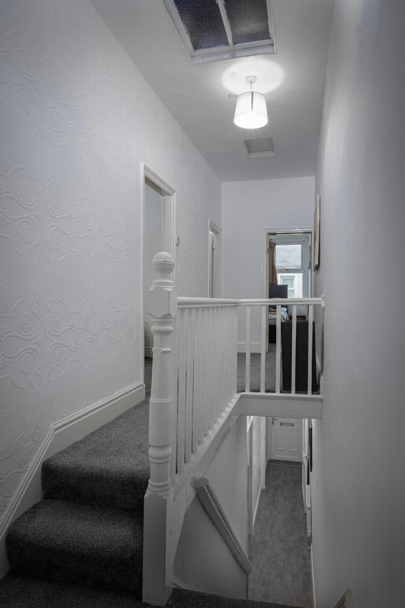 Beautiful Family In For Holiday home Blackpool