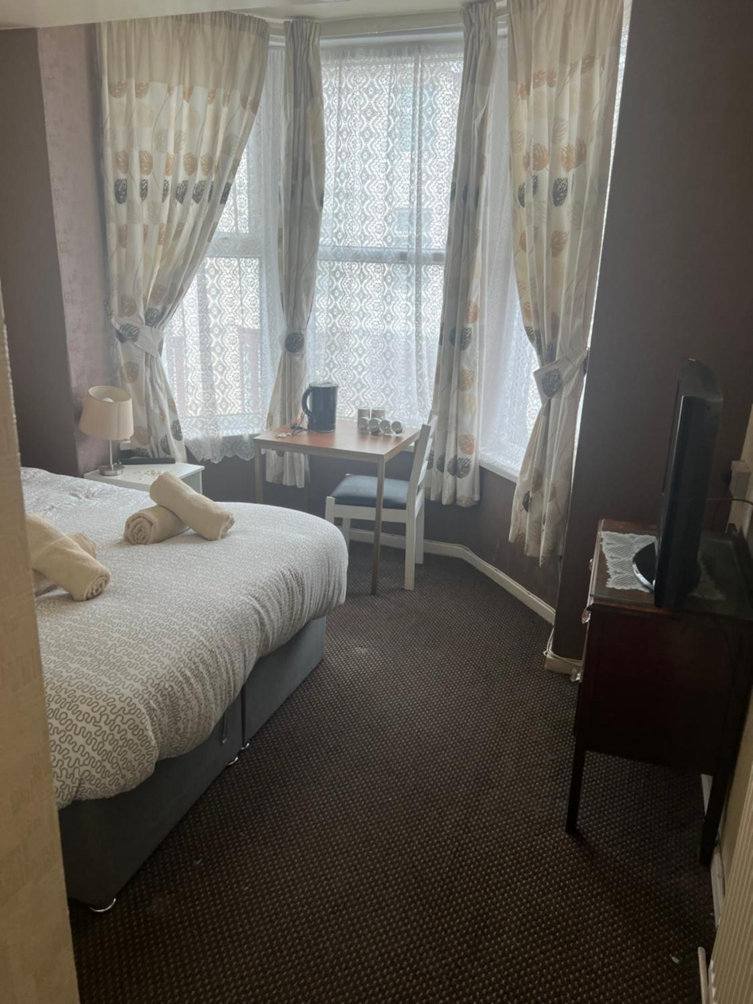 Guest house Apollo Number 7 *