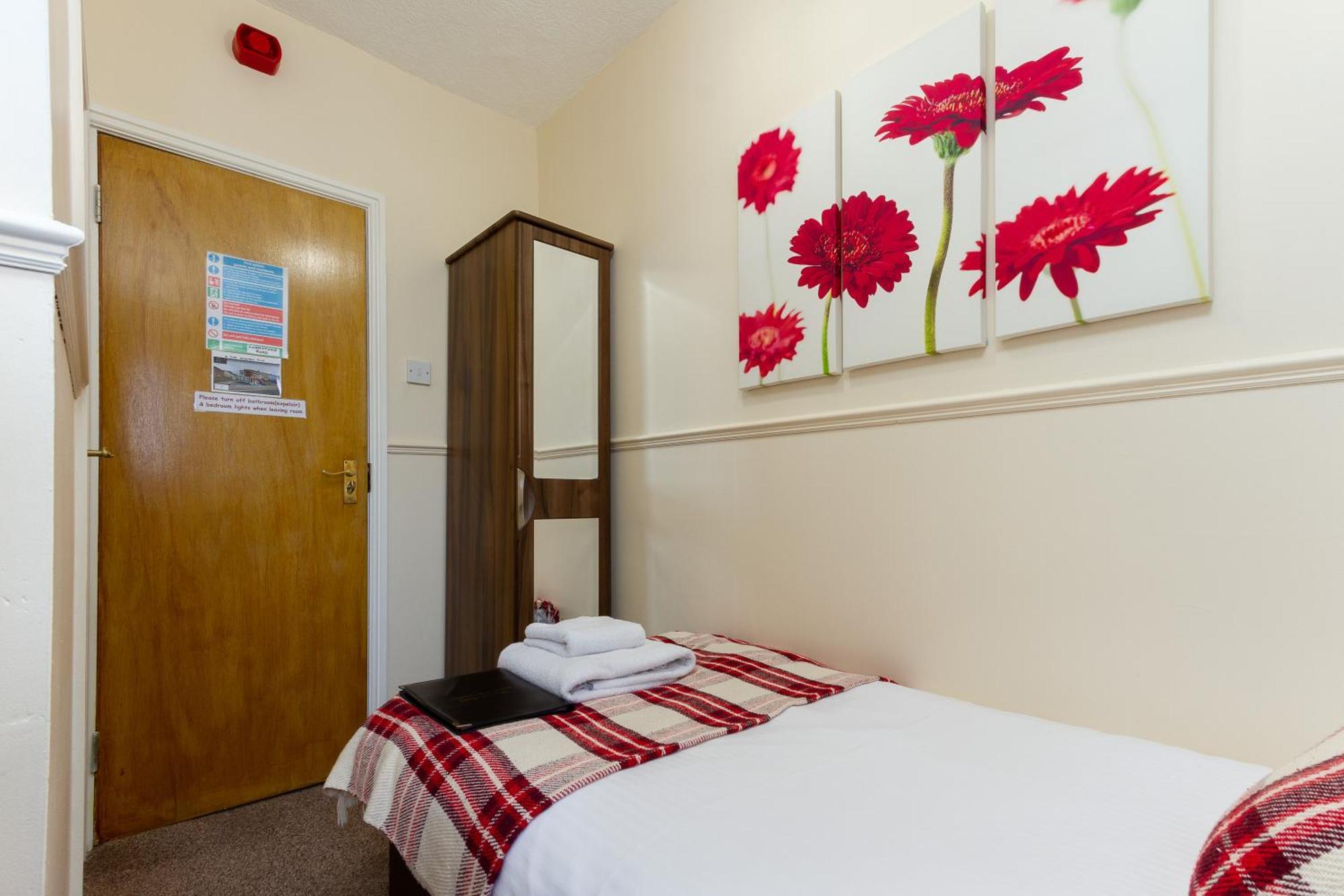 Bed & Breakfast The Almeria 3*