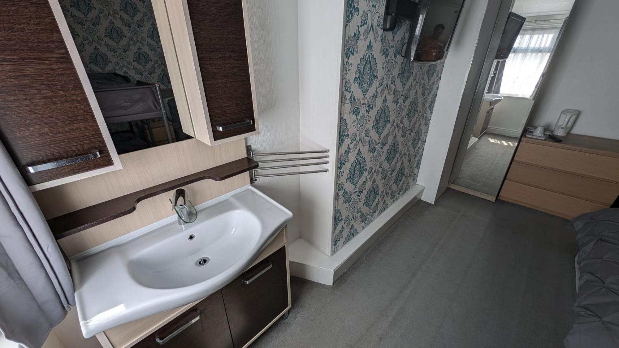 Martell's Guest house Blackpool
