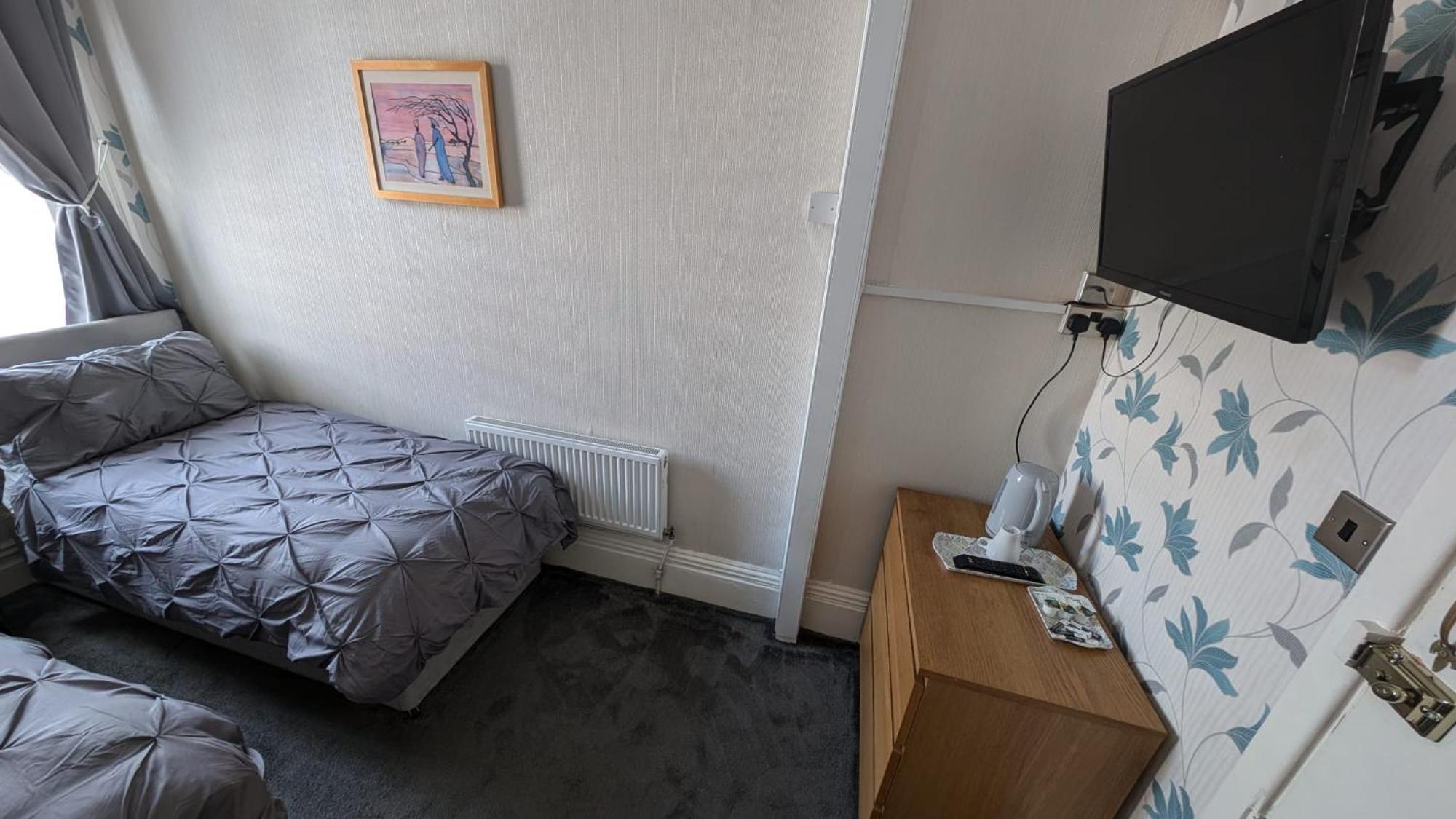 Martell's Guest house Blackpool