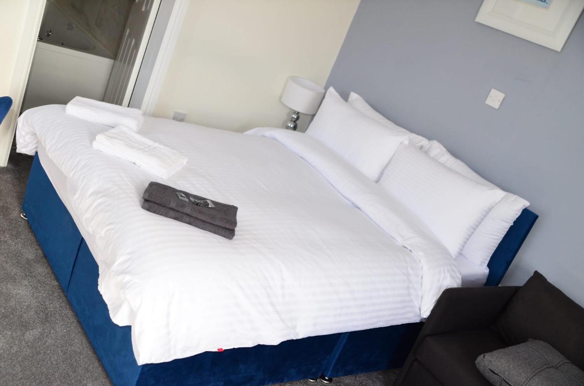 Aparthotel Blok 3 -jacuzzi Suites, & Ensuite Blackpool