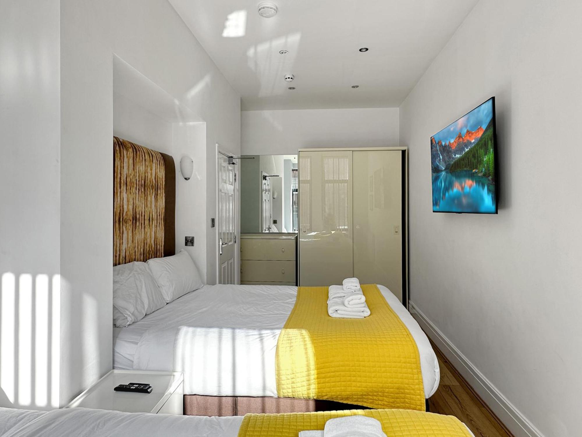 Apartment Granada Apartments Berkeley Blackpool