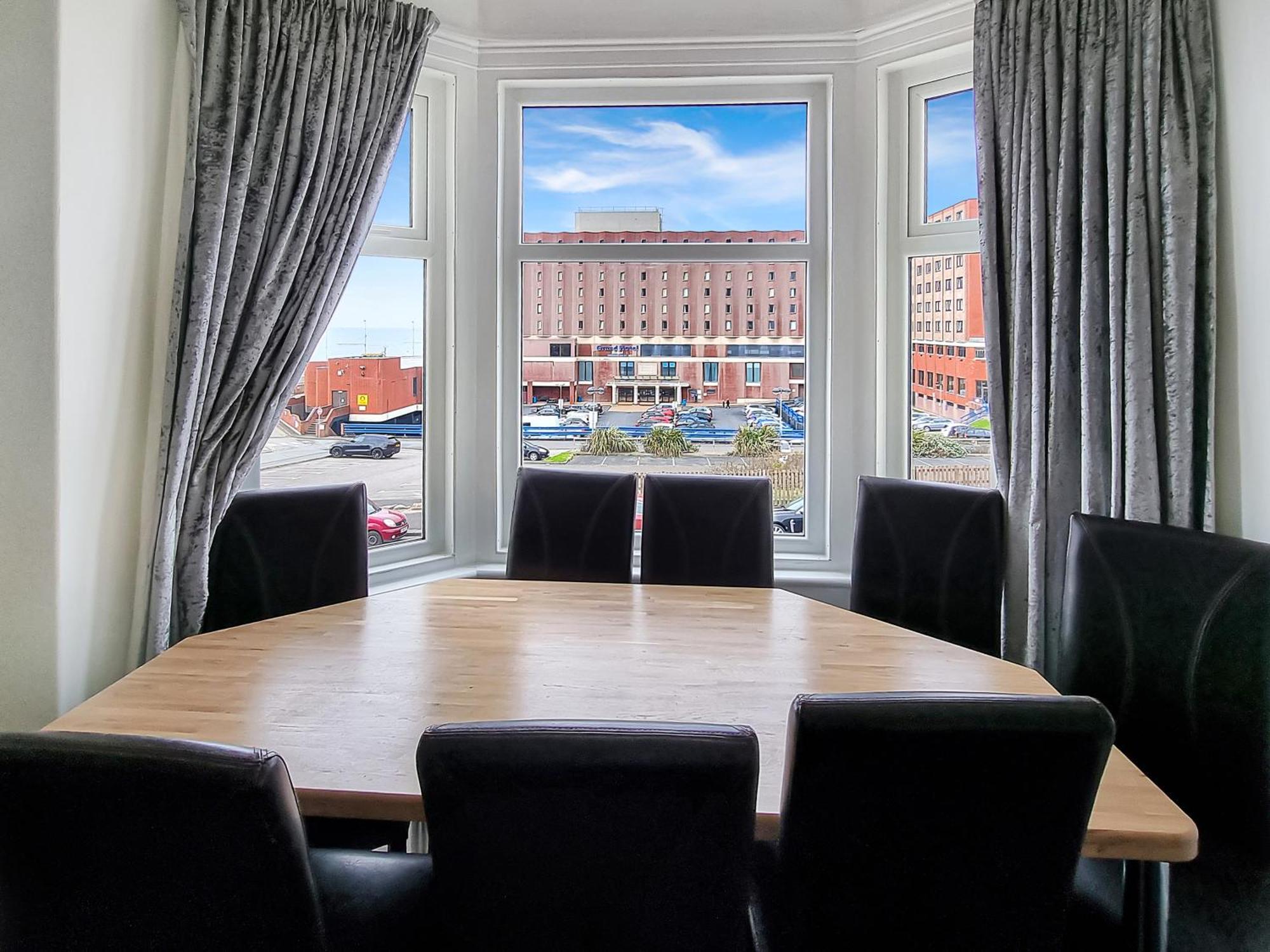 Apartment Granada Derby Road Blackpool