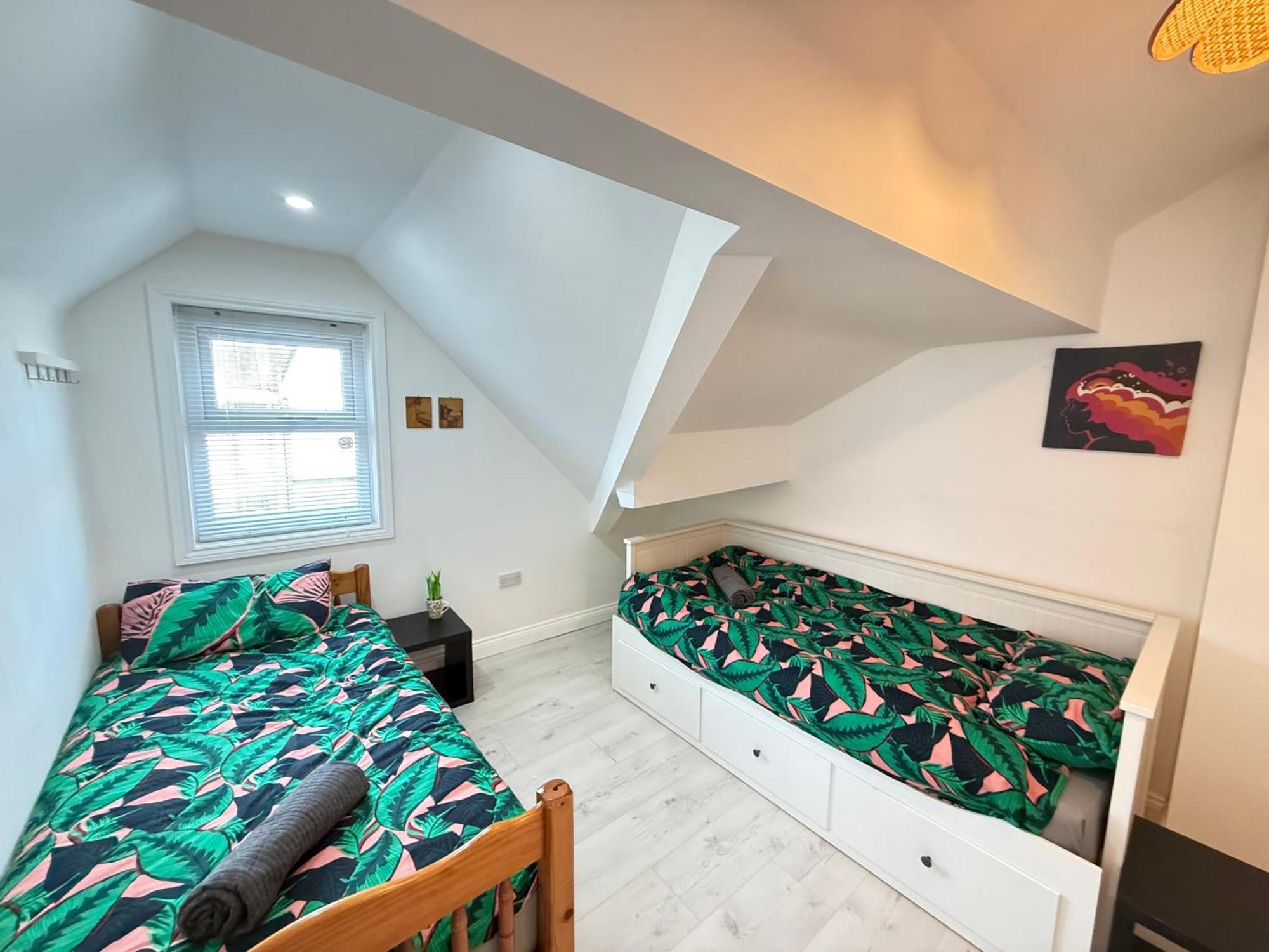 Holm From Sleeps 10 * Blackpool
