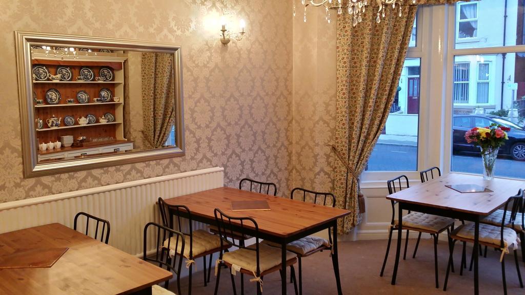 Eden House Bed & Breakfast 3*