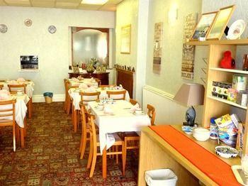 Cranstone Hotel 3*