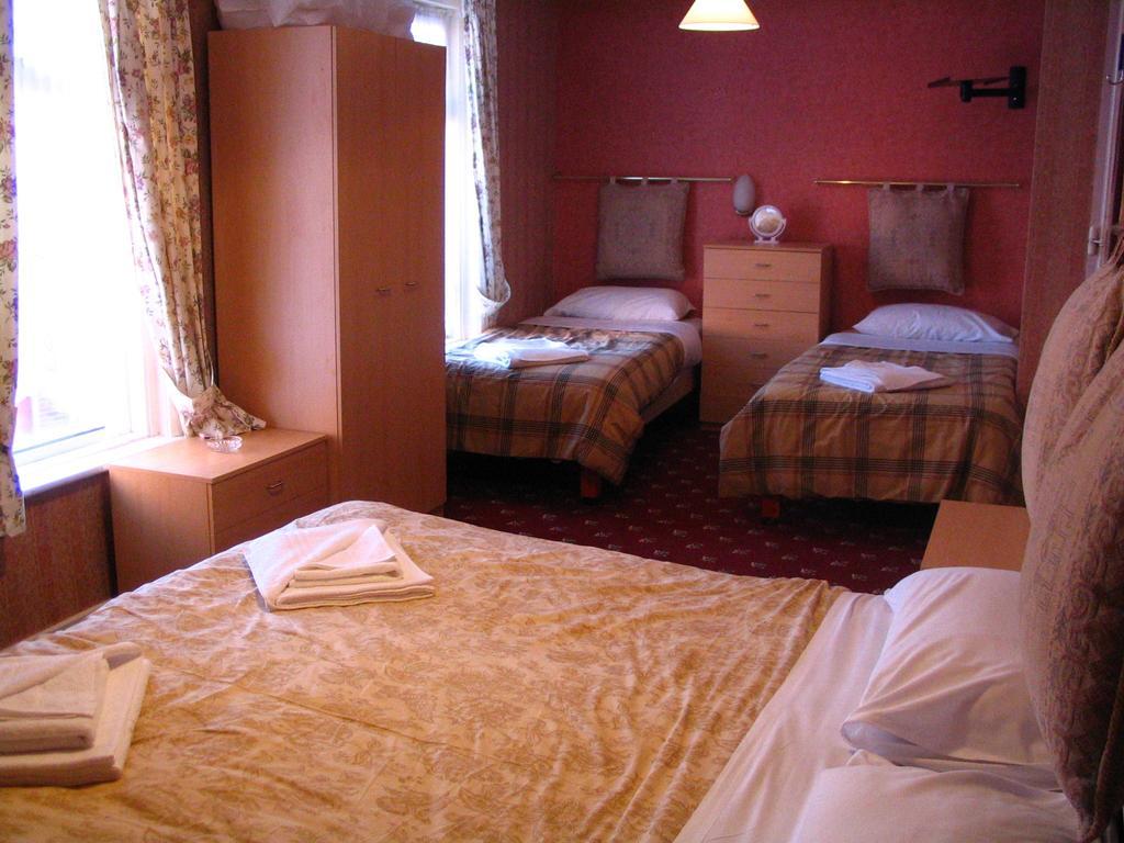Hotel Broadway 3*