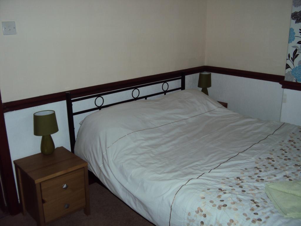 Burton House Apartment *
