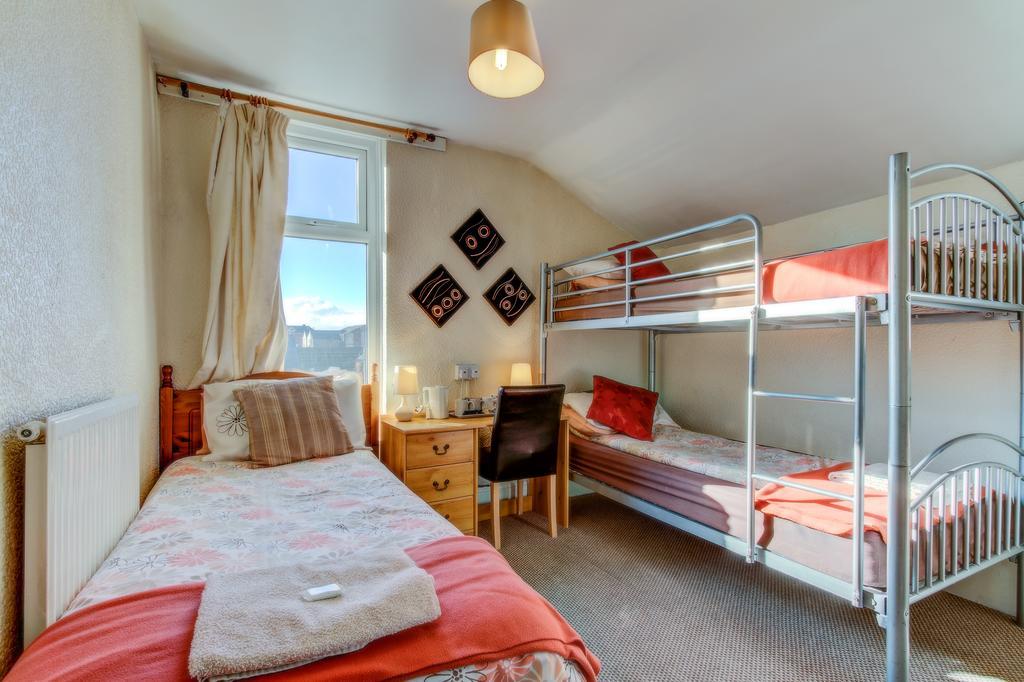 The Farnborough 3*