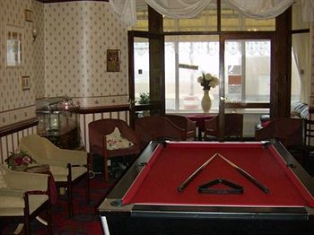 Hotel Cowley