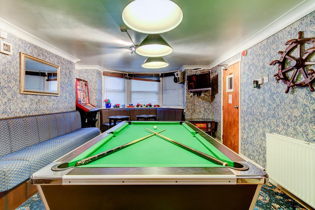 Rayners Bed & Breakfast Blackpool