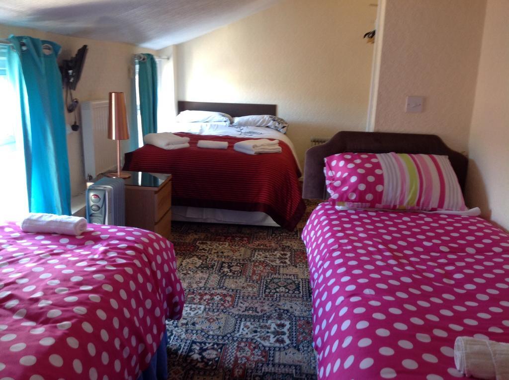 Cowley Hotel 2*