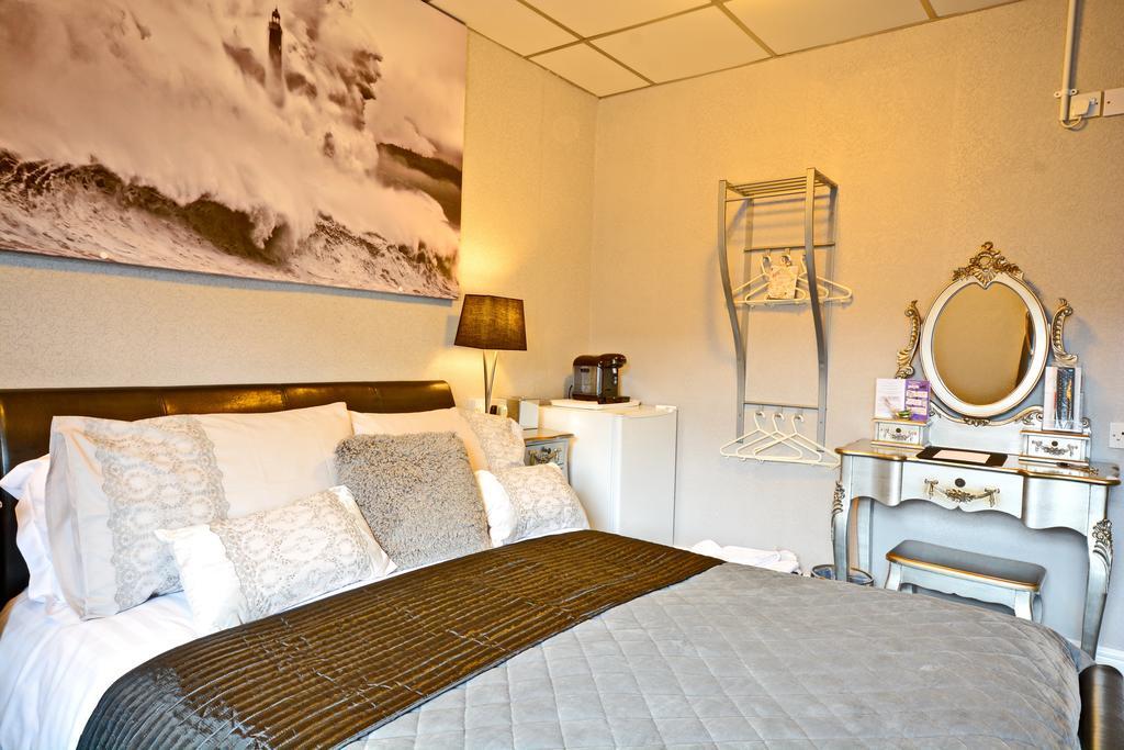 Hotel 4 Star Phildene 4*